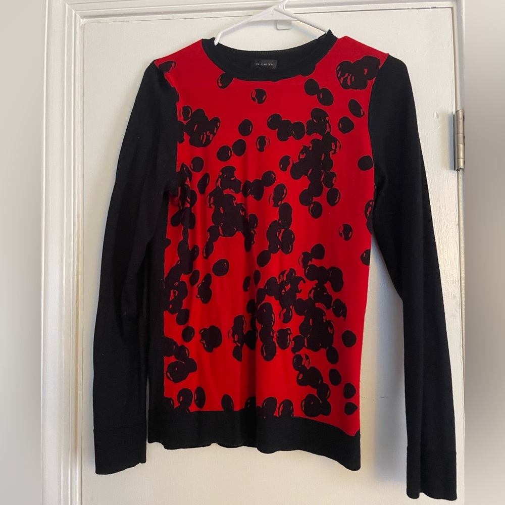 The Limited Red and Black Lightweight Sweater size medium